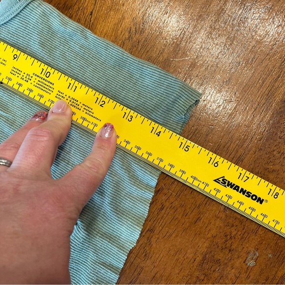 American Eagle Aerie cutoff olive color ribbed tank top size small - Picture 5 of 8